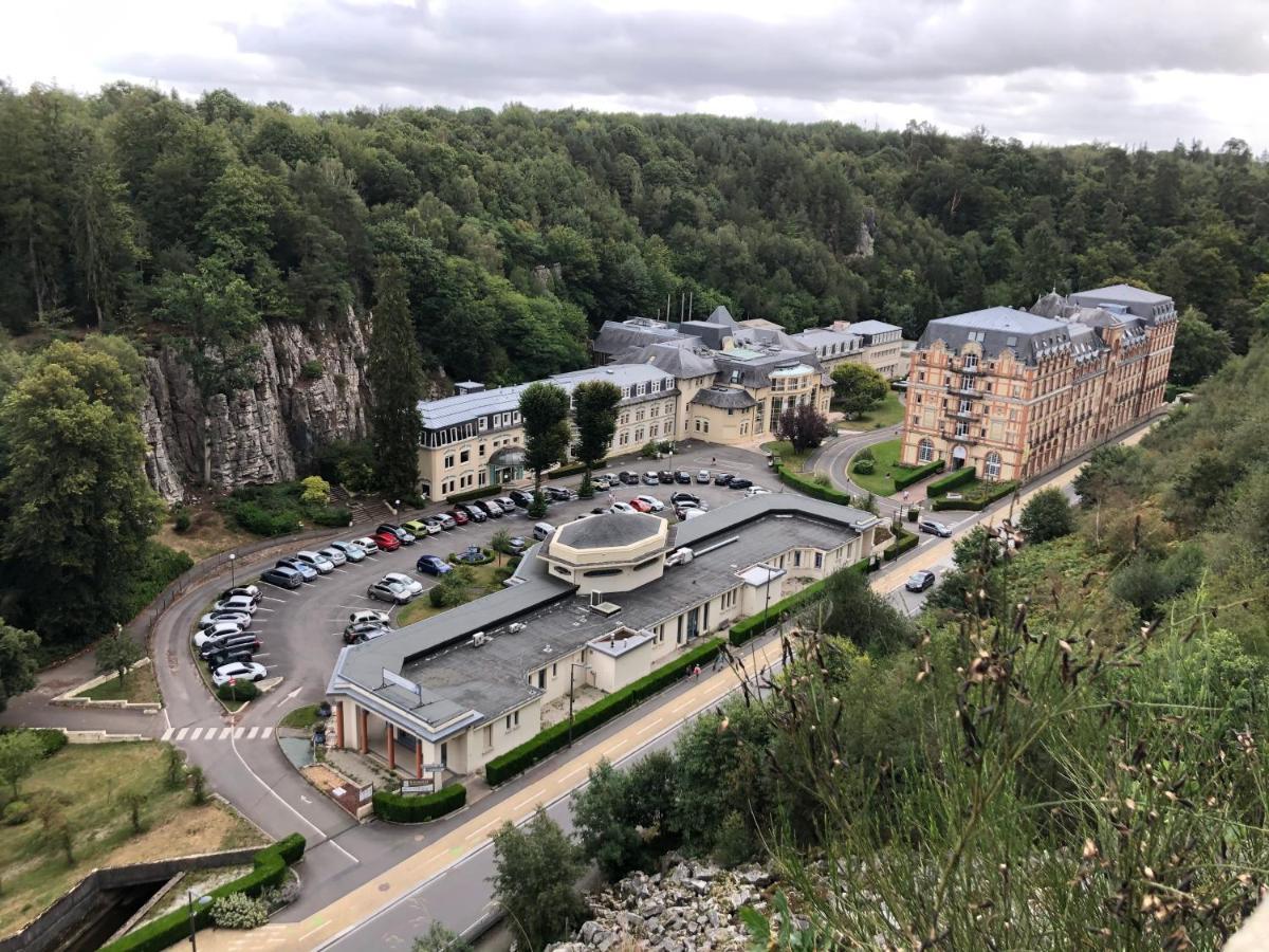Manoir De La Prise Tarot Bed & Breakfast Bagnoles de l'Orne Normandie Exterior foto
