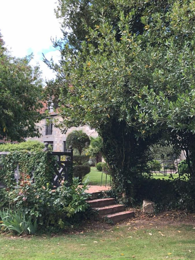Manoir De La Prise Tarot Bed & Breakfast Bagnoles de l'Orne Normandie Exterior foto